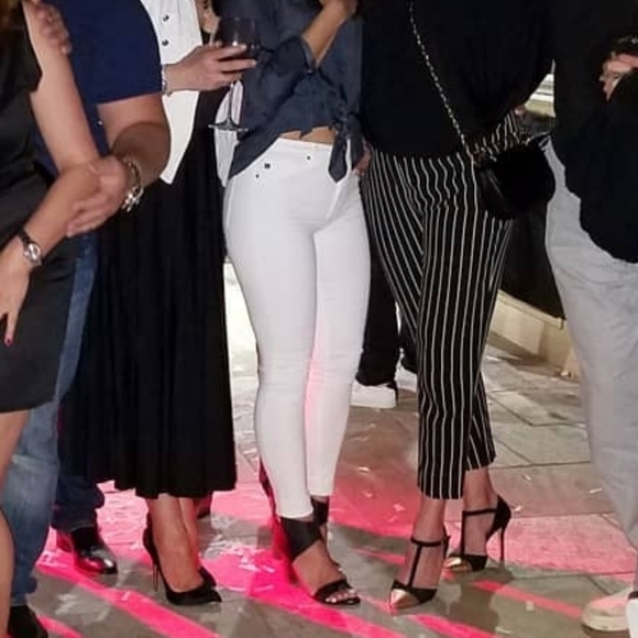 AG Jeans - Picture 14 of 14